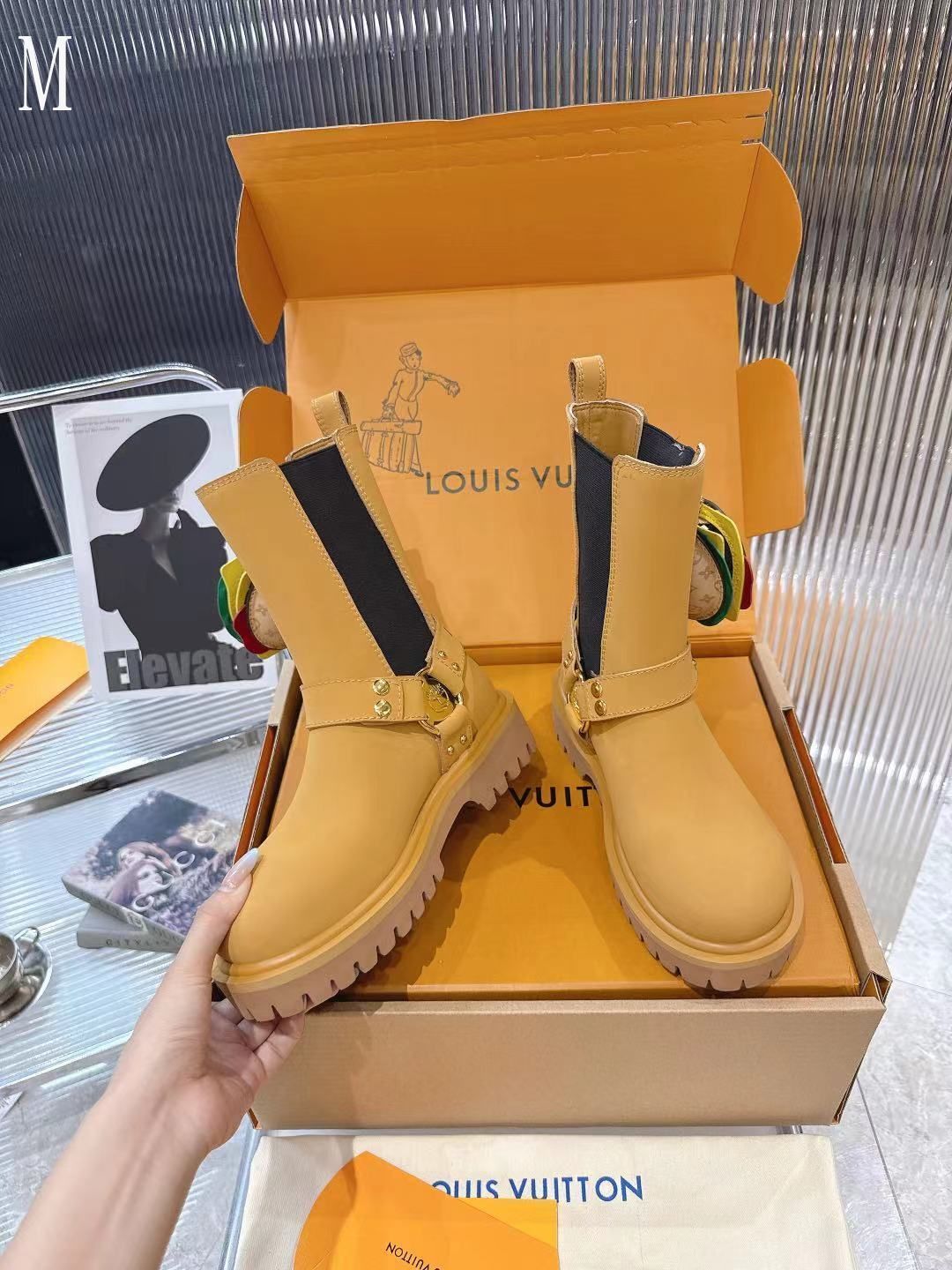 New Collection Fashion Women LV Shoes 1076 New Collection Fashion Women LV Shoes 1076