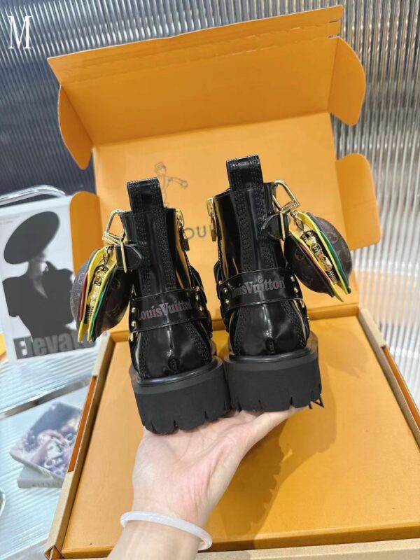 New Collection Fashion Women LV Shoes 1083