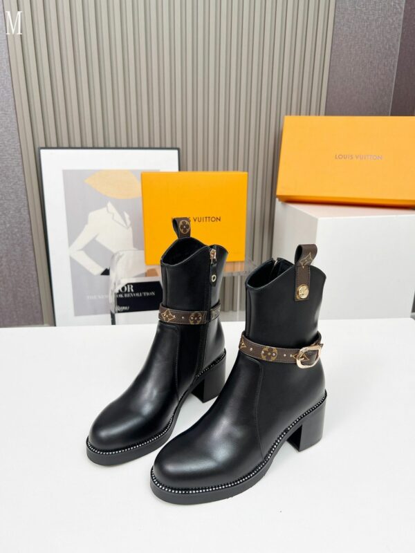 New Collection Fashion Women LV Shoes 1094