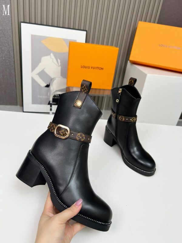 New Collection Fashion Women LV Shoes 1094