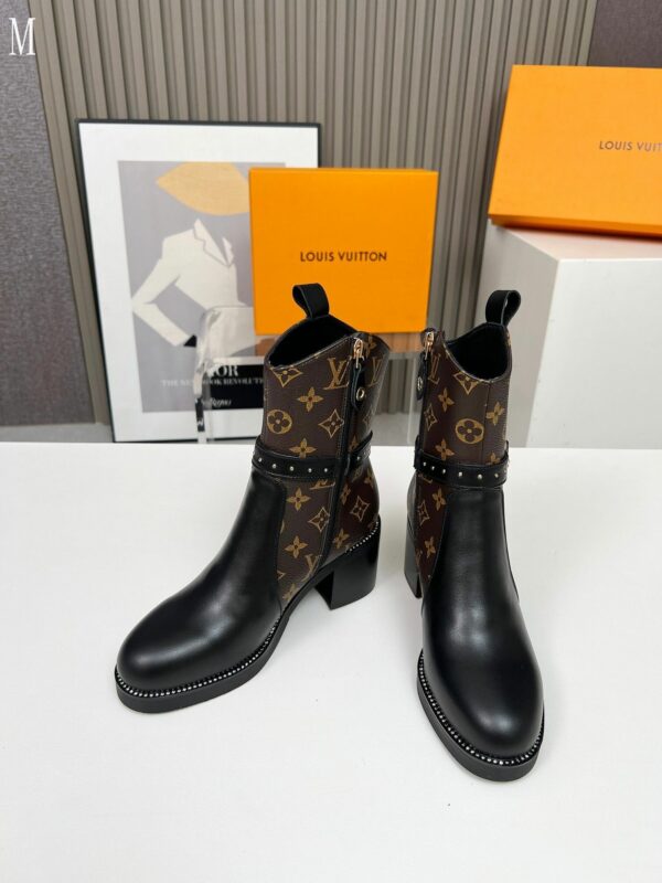 New Collection Fashion Women LV Shoes 1094