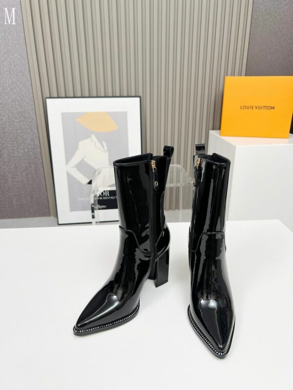 New Collection Fashion Women LV Shoes 1098