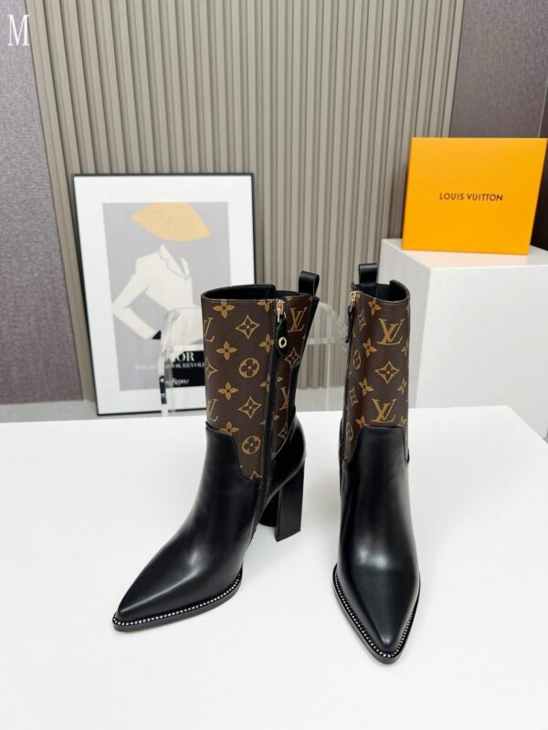 New Collection Fashion Women LV Shoes 1099