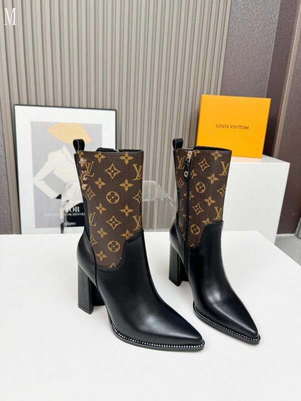 New Collection Fashion Women LV Shoes 1099