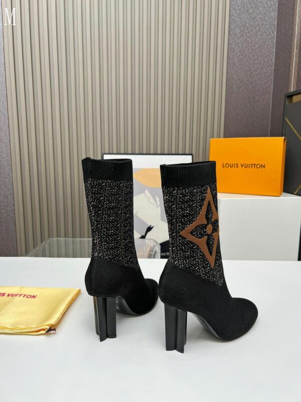 New Collection Fashion Women LV Shoes 1105