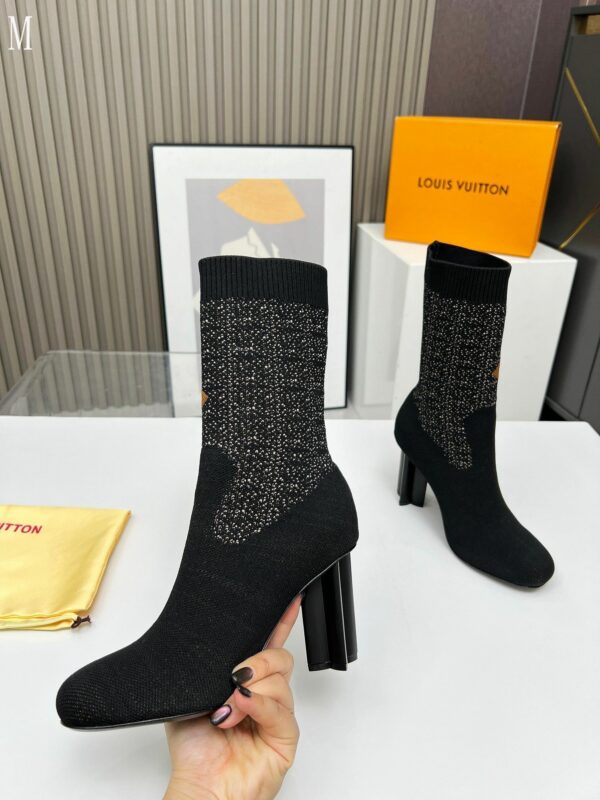 New Collection Fashion Women LV Shoes 1105