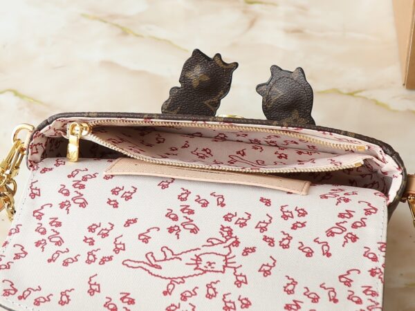 Chic Charm LV Handbag M15148-M81911