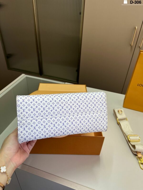 New Collection Fashion LV Handbag L2181
