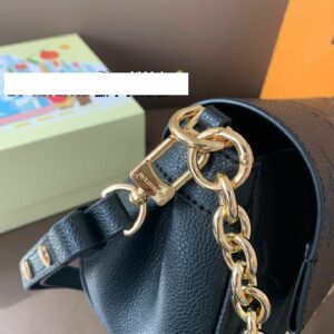 c8729201