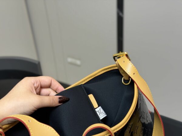 New Collection Fashion LV Handbag LV09235
