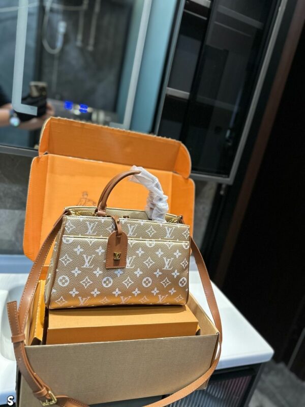 New Collection Fashion LV Handbag LV2510102