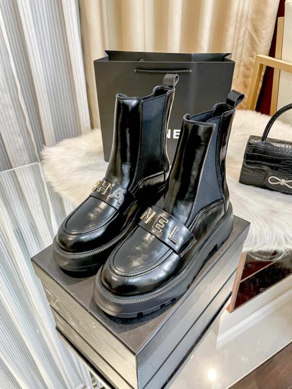 New Collection Fashion Shoes C3303
