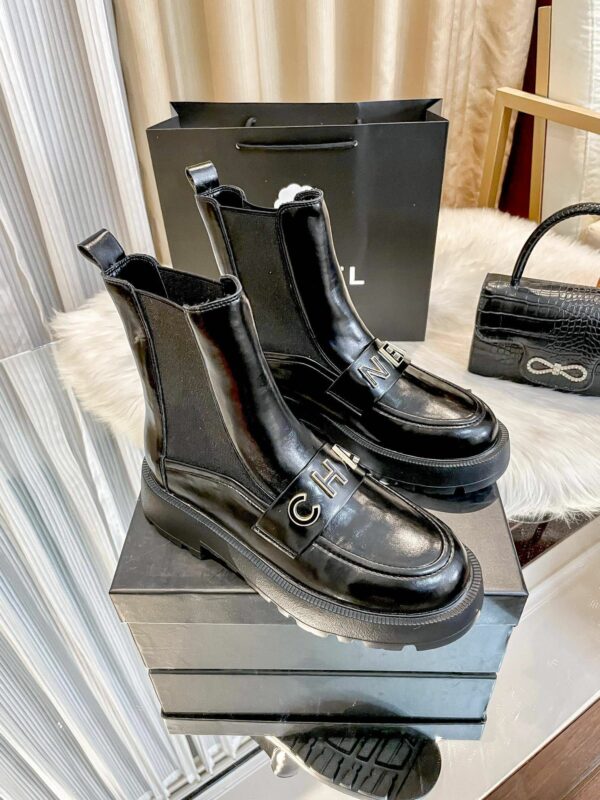 New Collection Fashion Shoes C3303