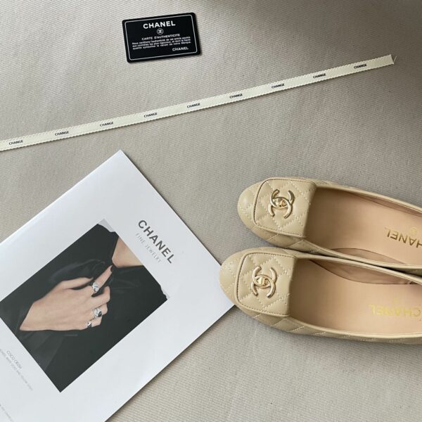 New Collection Fashion Shoes C3302