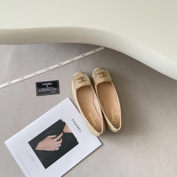 New Collection Fashion Shoes C3302