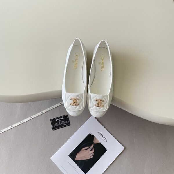 New Collection Fashion Shoes C3302