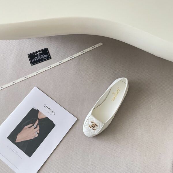 New Collection Fashion Shoes C3302