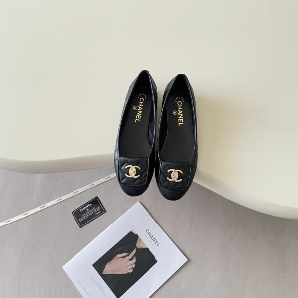 New Collection Fashion Shoes C3302