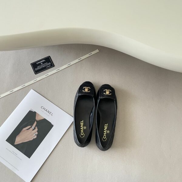 New Collection Fashion Shoes C3302