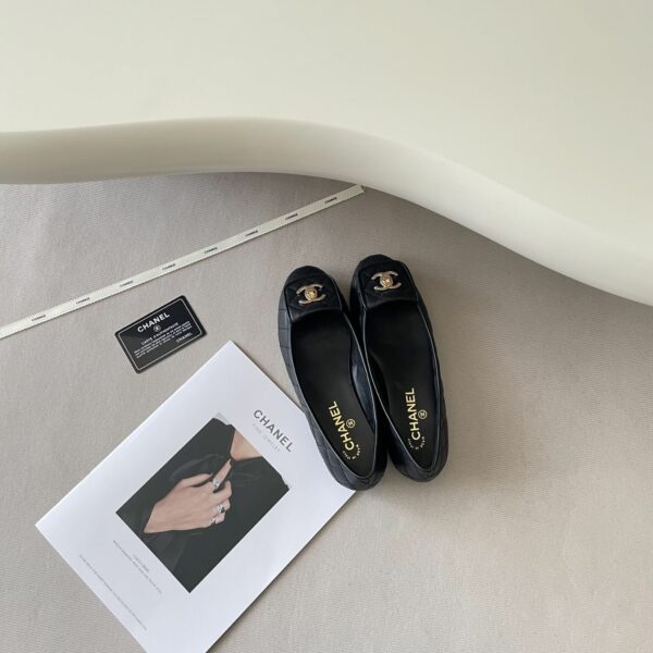 New Collection Fashion Shoes C3302