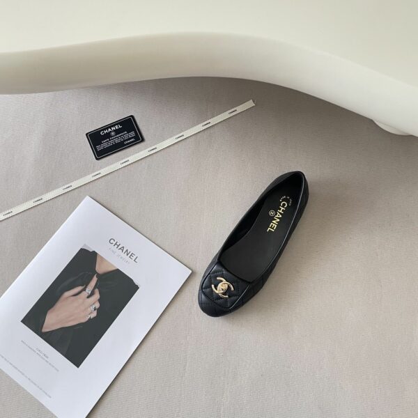 New Collection Fashion Shoes C3302