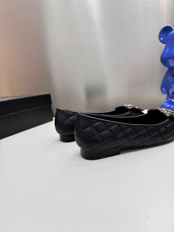 New Collection Fashion Shoes C3301