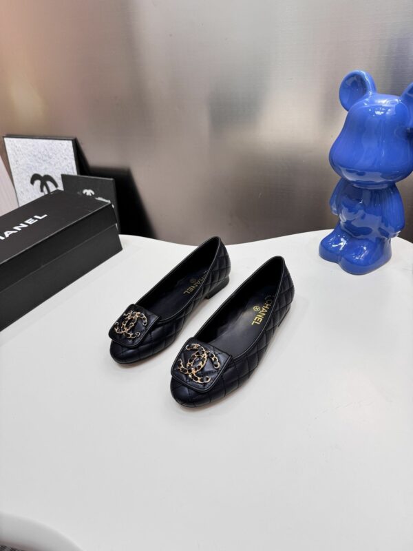 New Collection Fashion Shoes C3301