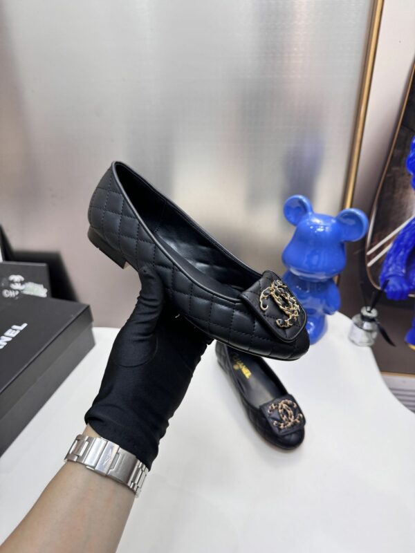 New Collection Fashion Shoes C3301