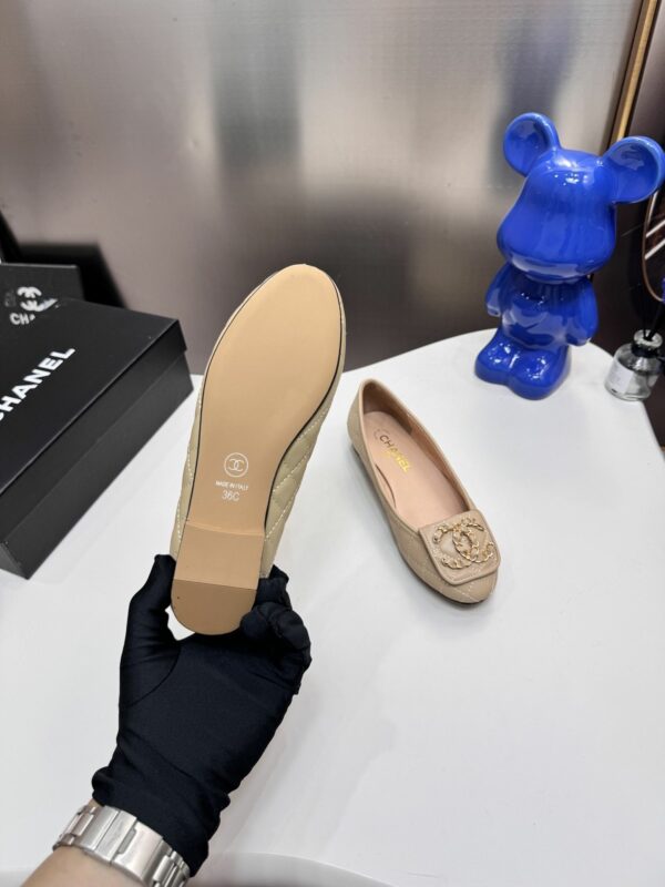New Collection Fashion Shoes C3301