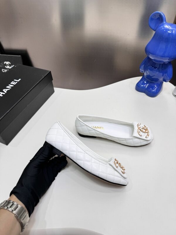 New Collection Fashion Shoes C3301