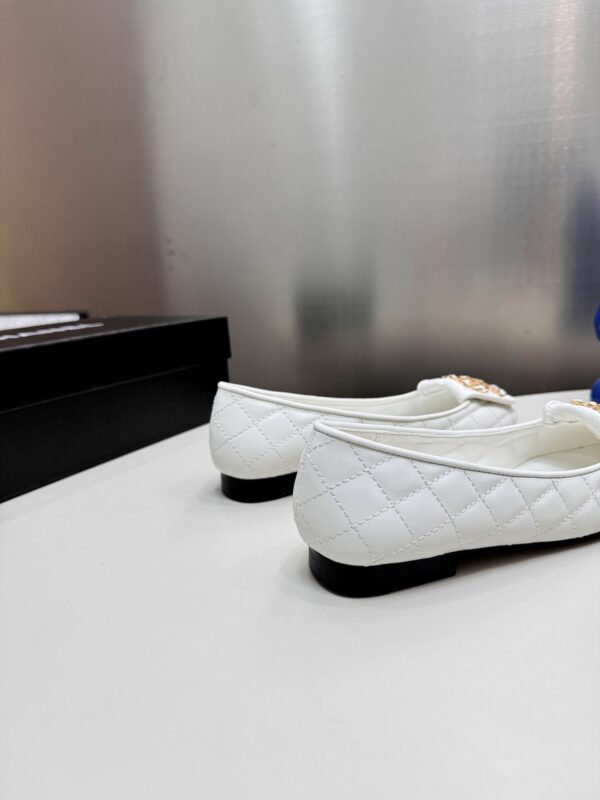 New Collection Fashion Shoes C3301