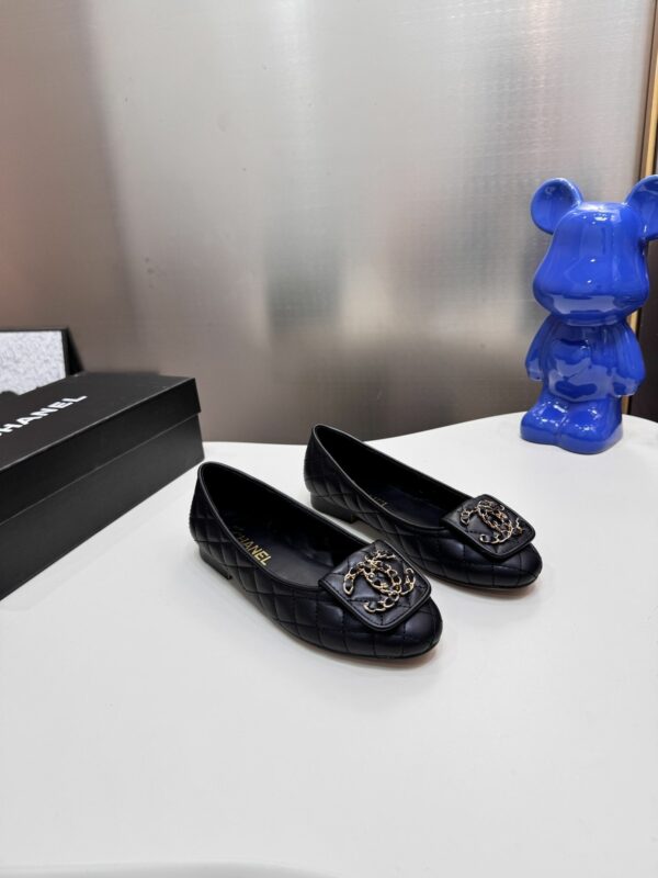 New Collection Fashion Shoes C3301
