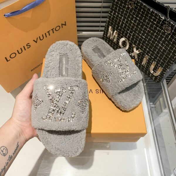New Collection Fashion Shoes L3401
