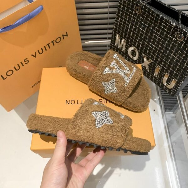 New Collection Fashion Shoes L3401