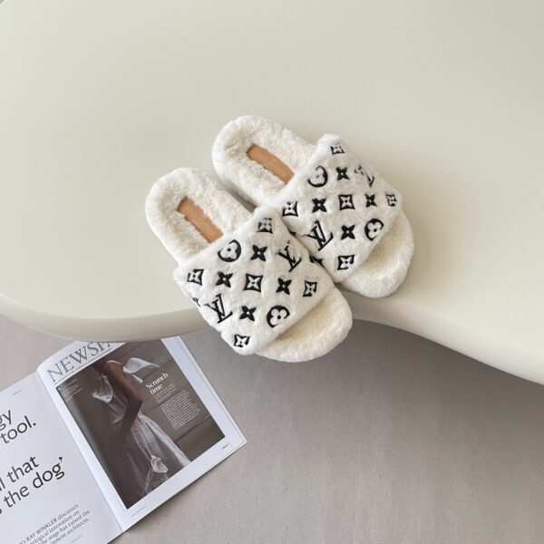 New Collection Fashion Shoes L3399