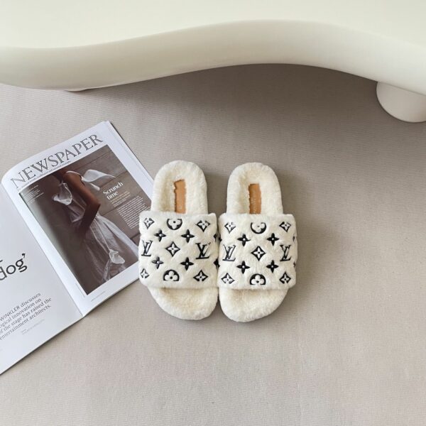 New Collection Fashion Shoes L3399