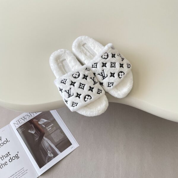 New Collection Fashion Shoes L3399