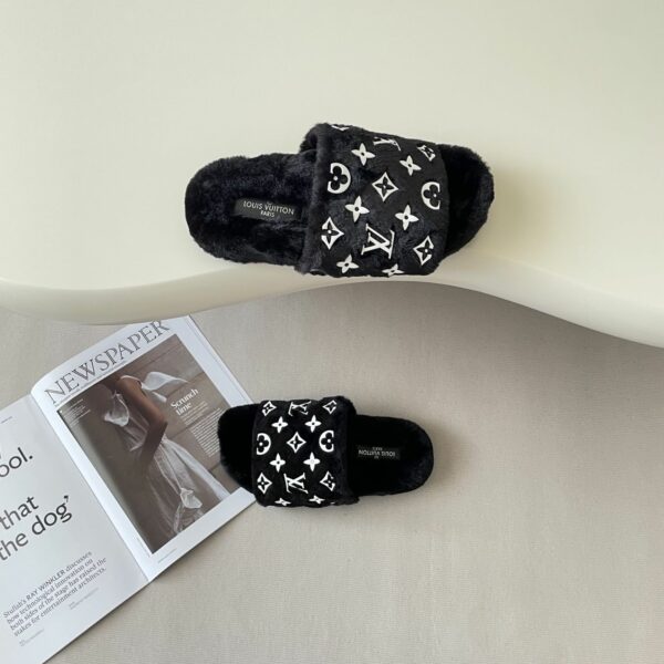New Collection Fashion Shoes L3399