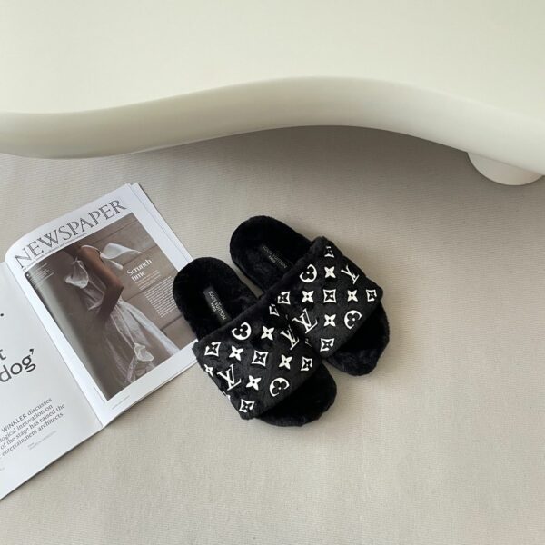 New Collection Fashion Shoes L3399
