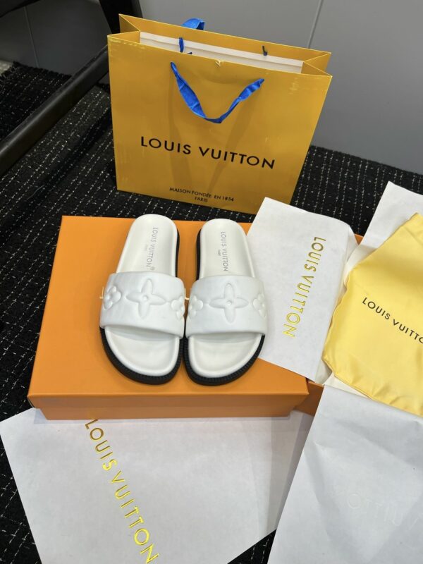 New Collection Fashion Shoes L3388