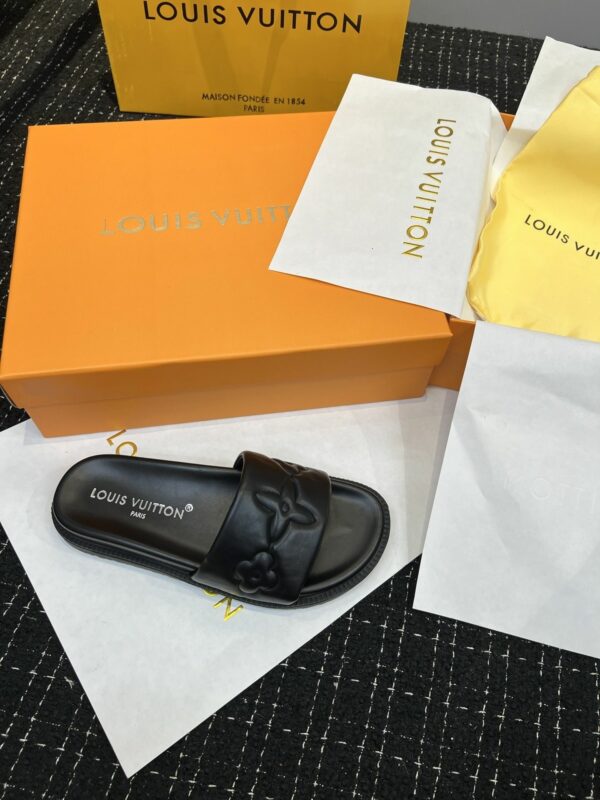 New Collection Fashion Shoes L3388