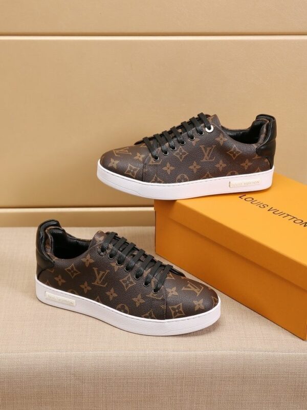 New Collection Fashion Shoes L3380