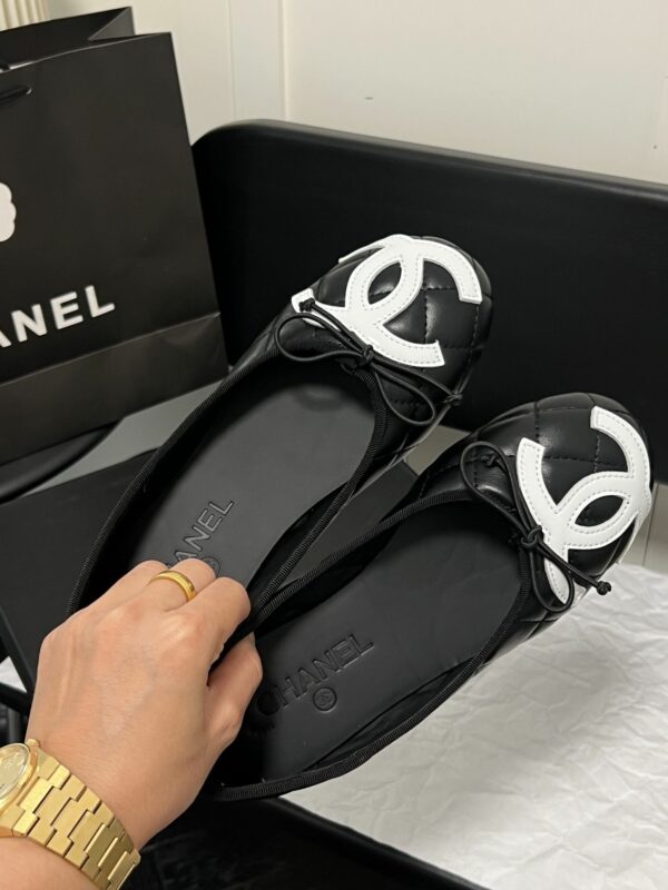 New Collection Fashion Shoes C3299