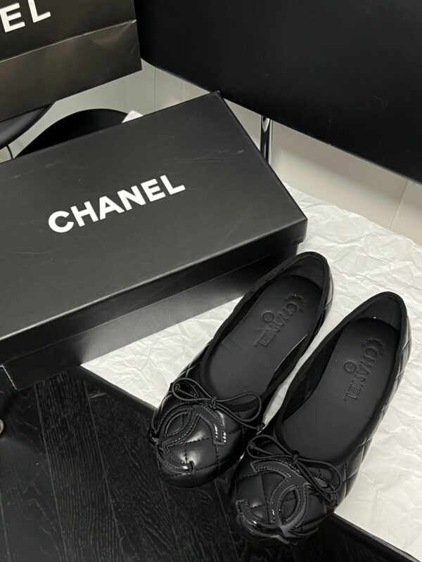 New Collection Fashion Shoes C3299