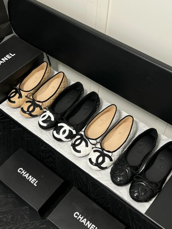 New Collection Fashion Shoes C3299