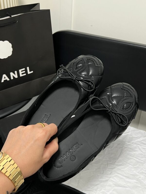 New Collection Fashion Shoes C3299
