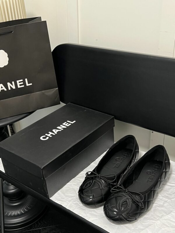 New Collection Fashion Shoes C3299
