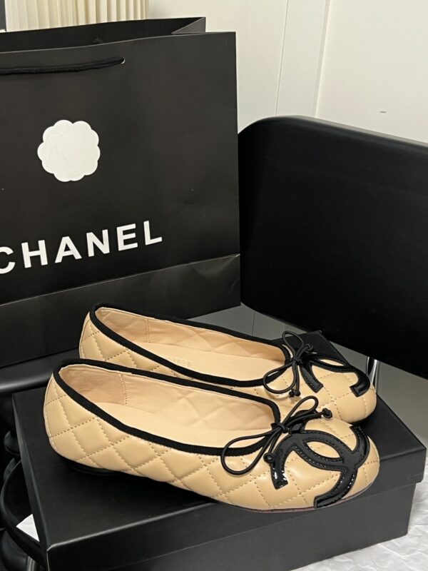 New Collection Fashion Shoes C3299