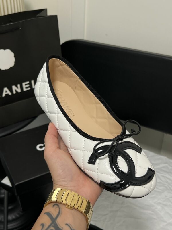 New Collection Fashion Shoes C3299