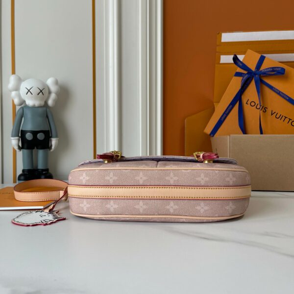 Luxury LV Handbag M15134